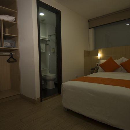 Hotel Granada Plaza Manizales Buitenkant foto
